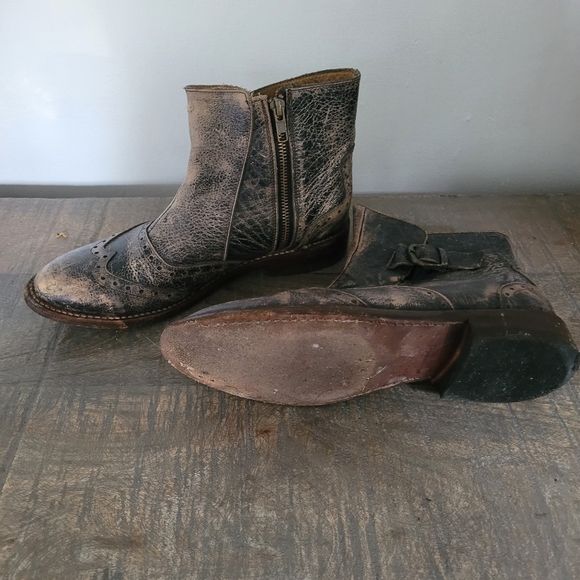Distressed brown booties. Brand Bedistu cobbler series hand crafted leather. - Picture 1 of 2